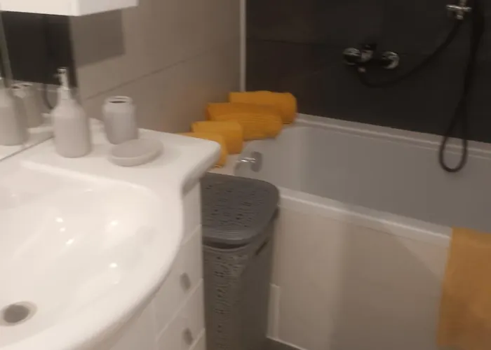 Emi4 * קריקווניצה