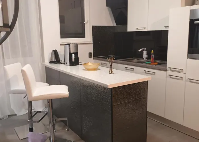 Emi4 קריקווניצה