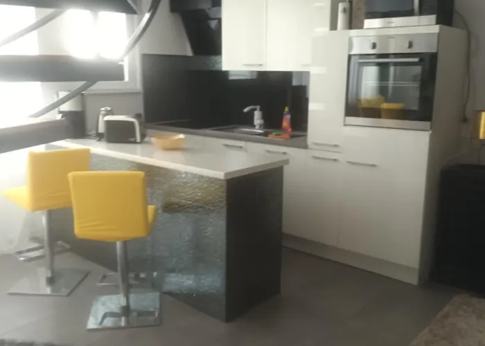 Emi4 קריקווניצה