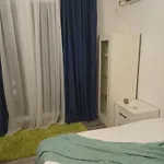 דירה Emi4 *